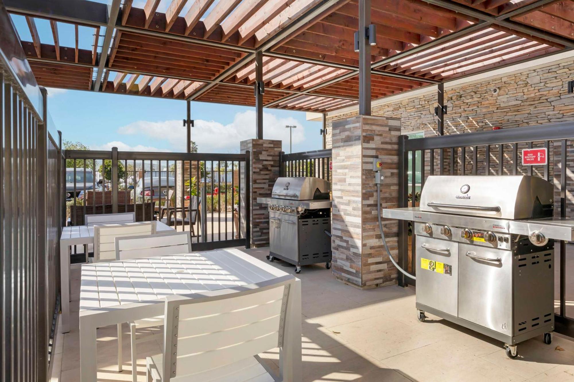Home2 Suites By Hilton Redlands Exterior foto